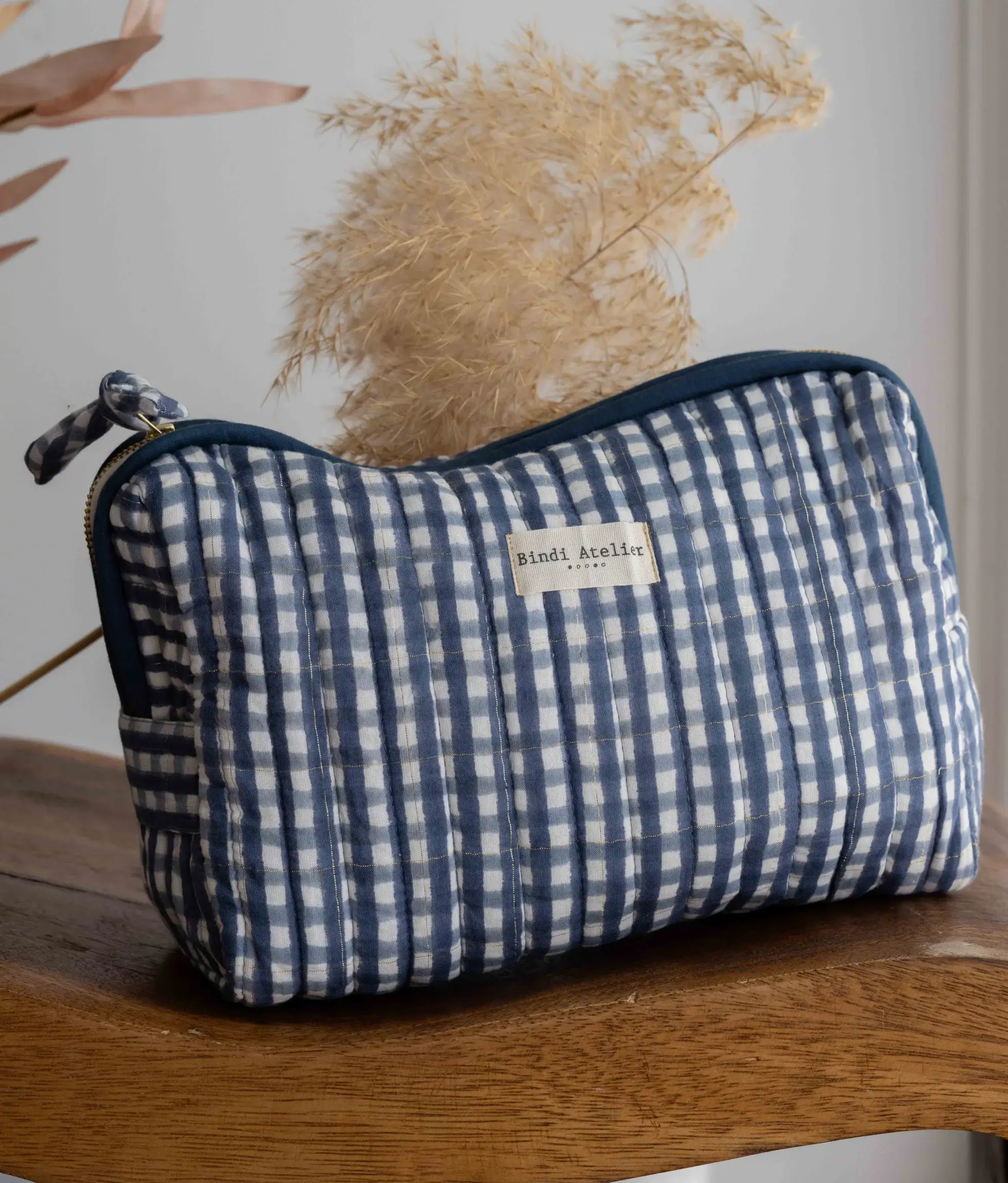 Medium pouch - Tara Brume for wholesale on Faire1