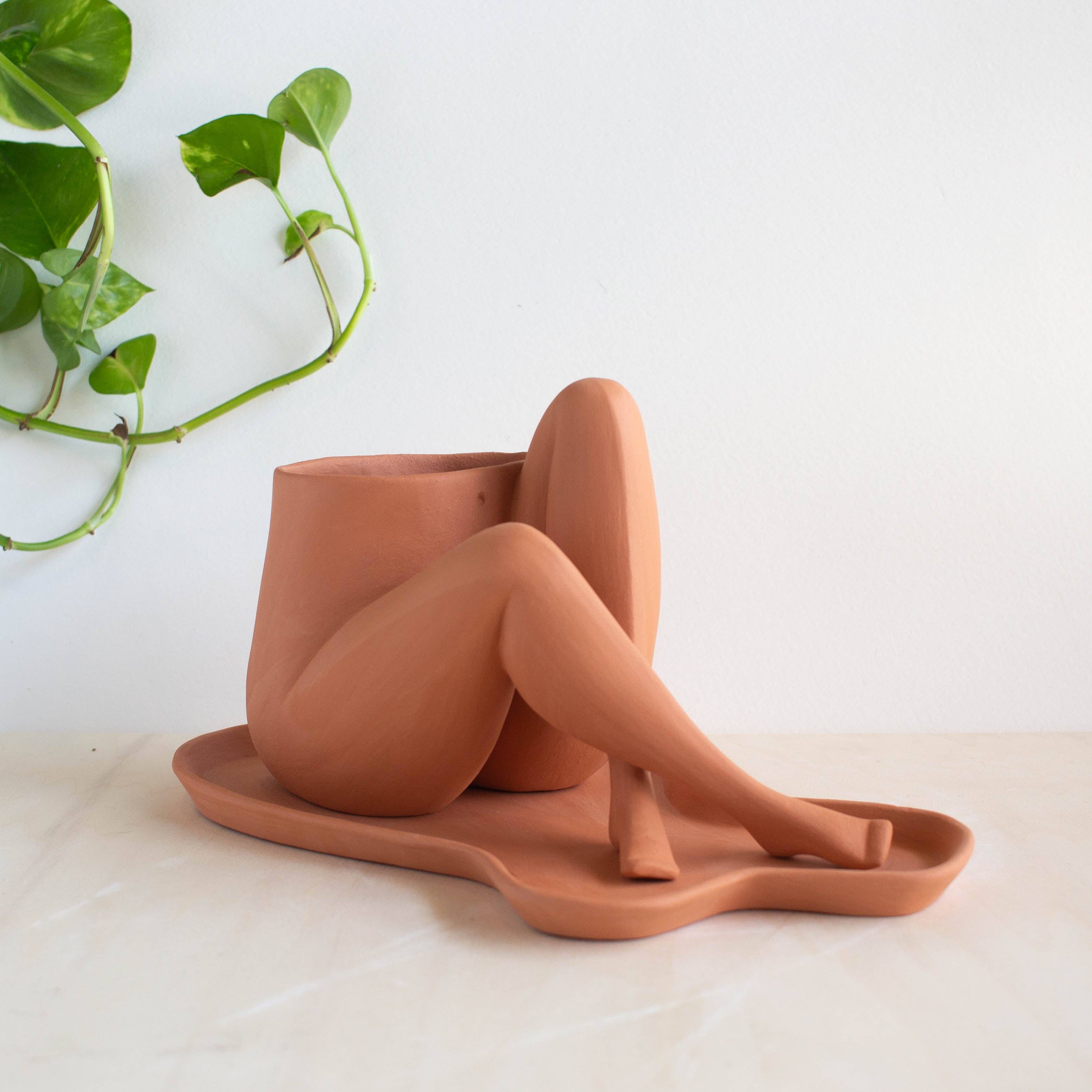 Doma Studios - Wholesale Plant Pot - Crossed Leggy - Terracotta2