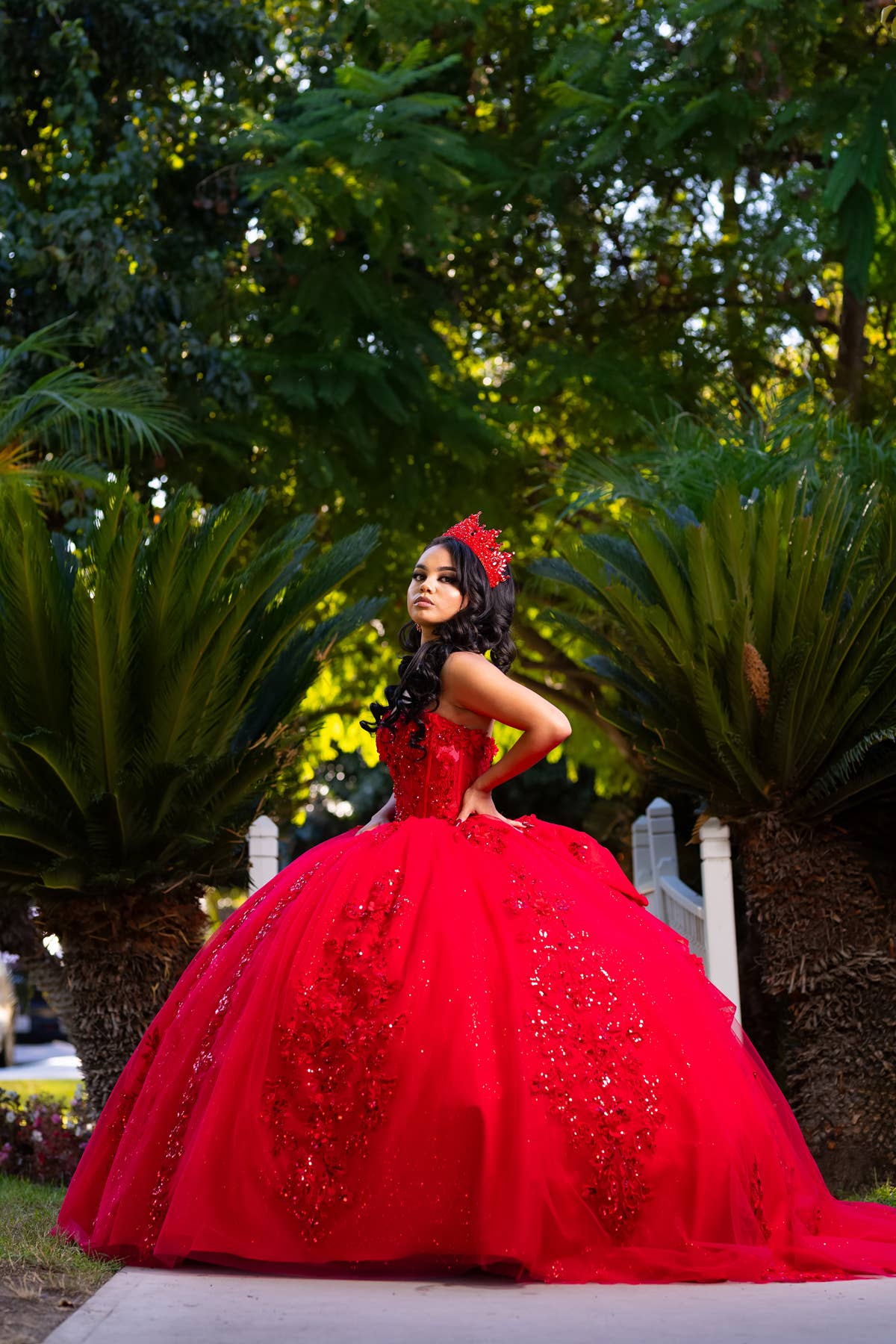 Red Sweetheart neckline quinceanera dress CHF3129 for wholesale on Faire3