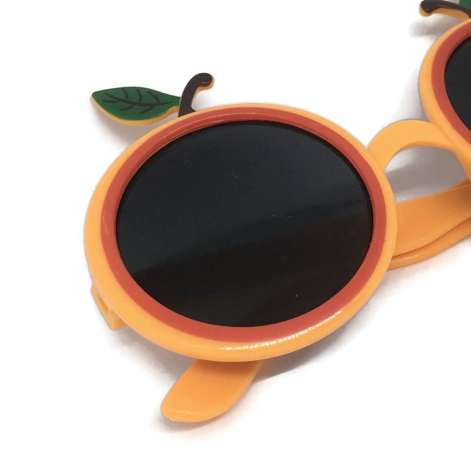 Gifts From The Crypt – wholesale Sunglasses – Unisex – Funky Orange Fruit Sunglasses | Tangerine Leaf Design Unisex1