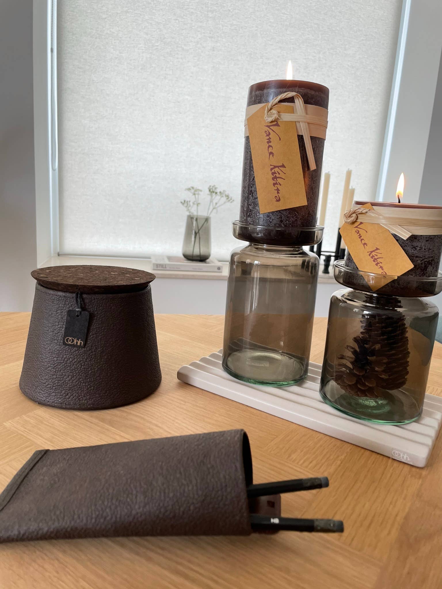 Lübech Living - Venta al por mayor Floreros - Valencia Duo, florero y portavelas en cristal reciclado, color café2