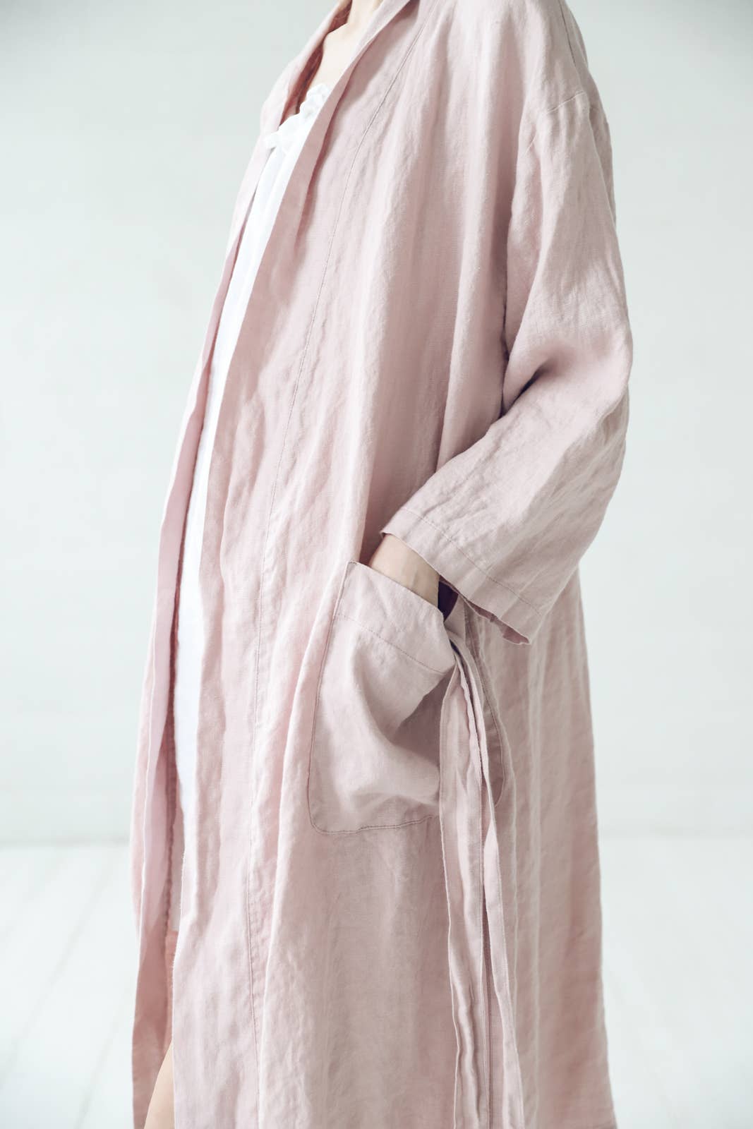 Epic Linen - Wholesale Robe - Women's - Soft Linen Bathrobe4