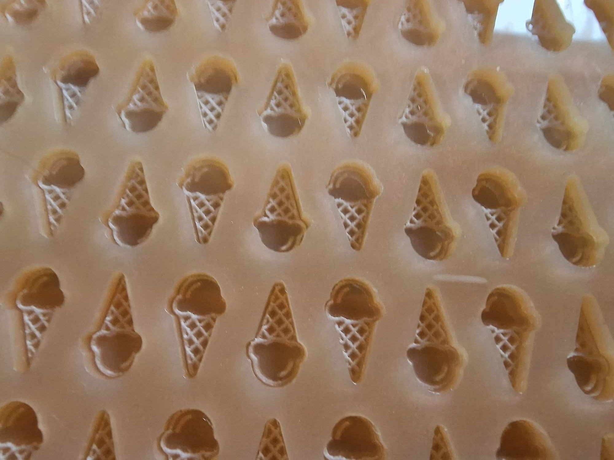 Mr Resin - Wholesale Chocolate/Candy Mold - Ice Cream Scoop / Scoopies / Scoopy / Tiny Treats Silicone Mould1