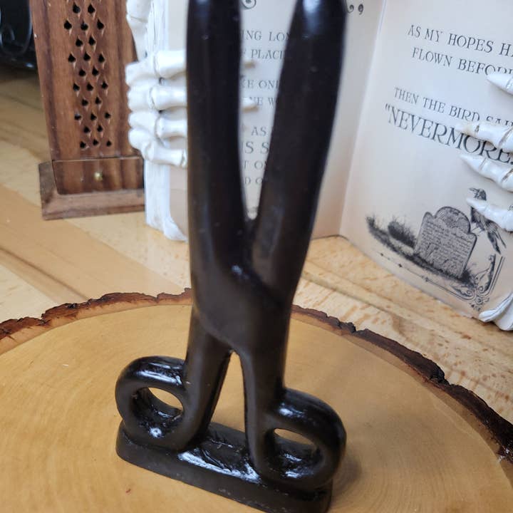 My Magic Place Shop - Wholesale Pillar Candle - Black Scissors shape candle- Cord cutting1