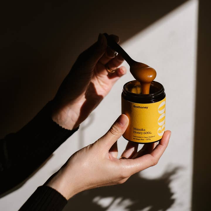 First Honey - Wholesale Honey - Manuka Honey 600+ MGO (8oz)3