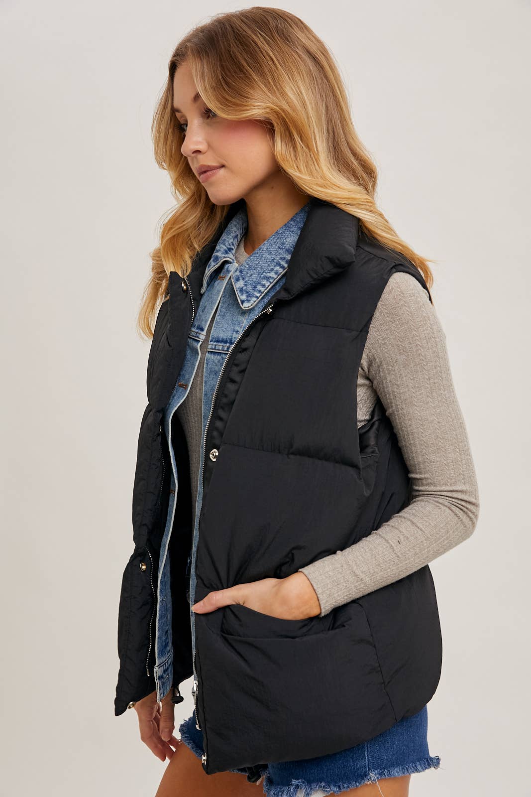 Bluivy - Wholesale Outerwear Vest - Women's - DENIM LAYERED PUFFER VEST2