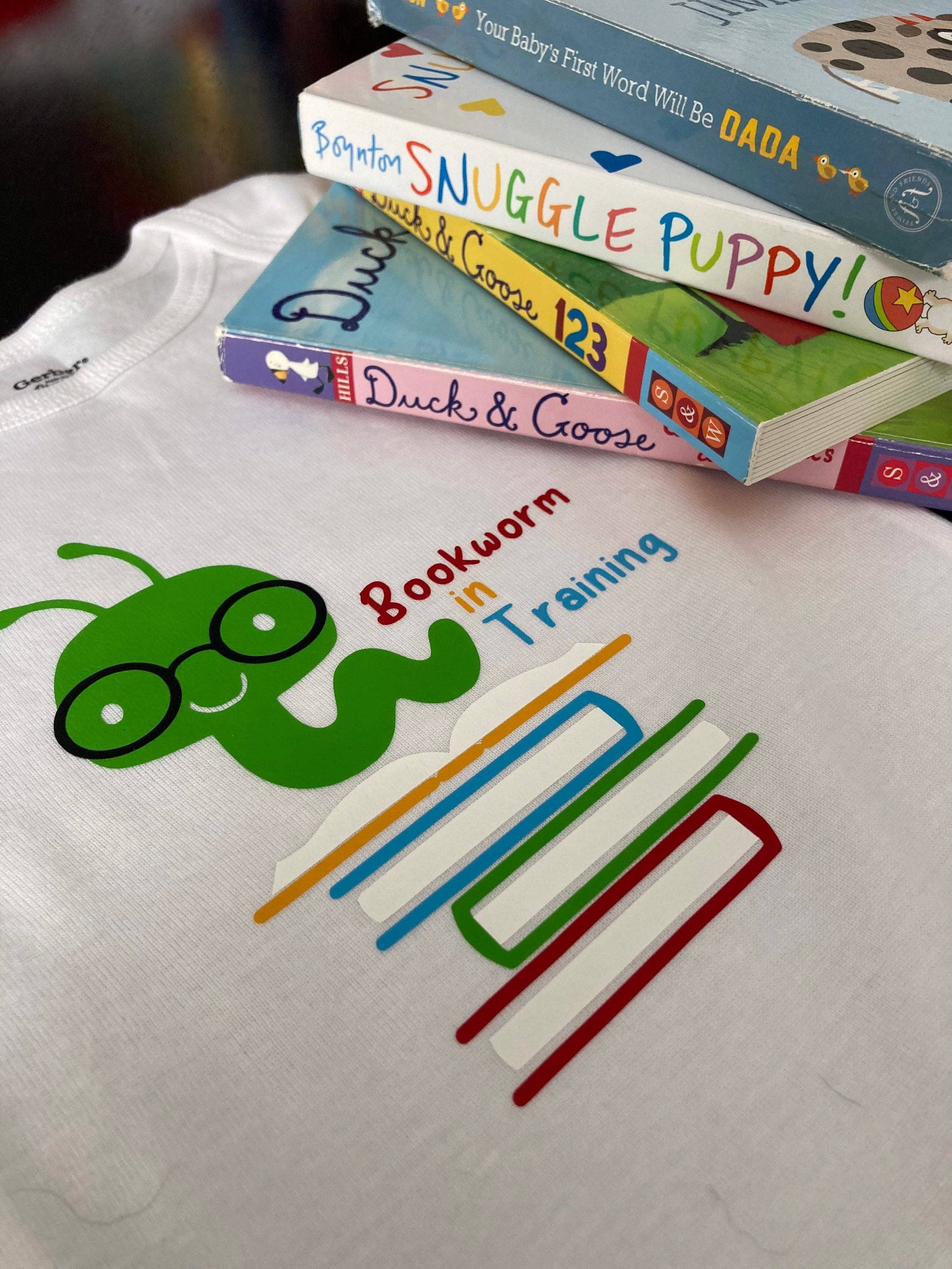 Captured In A Click Designs - Wholesale Rompertje - Baby - Future Bookworm Onesies® | Schattige babyrompertje | Wormbodysuit | Nerd-bodysuit | Bodysuit voor boekenliefhebbers | uniseks outfit8