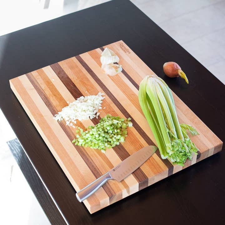 Planche à découper l'unique "d-Zartailles XL" pour la vente par Printink Canada