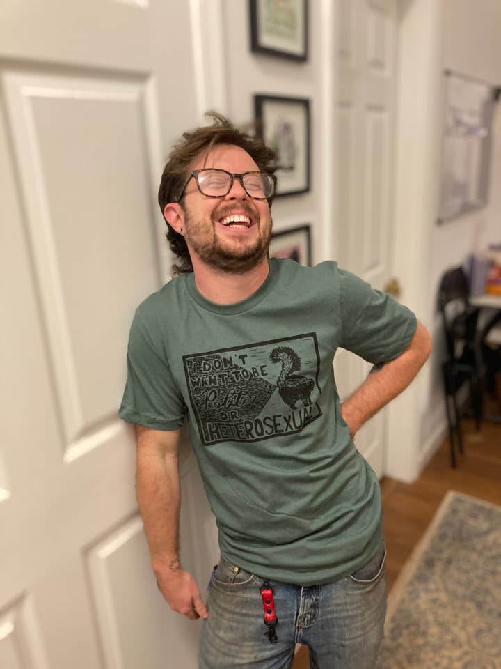 Critter Butts – Engroshandel T-shirt med print - Unisex – Uhøflig Skunk T-shirt - Uhøflig, Queer Skunk16