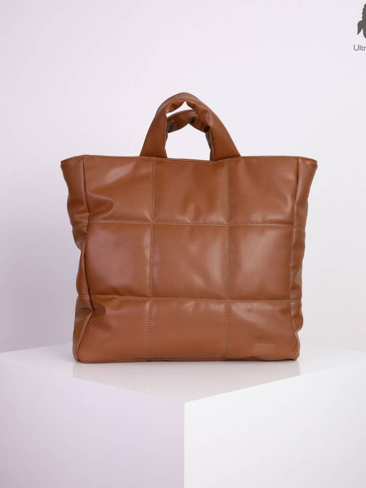 nuuwaï - Vegan Quilted Handbag - LINN caramel brown for wholesale by nuuwaï