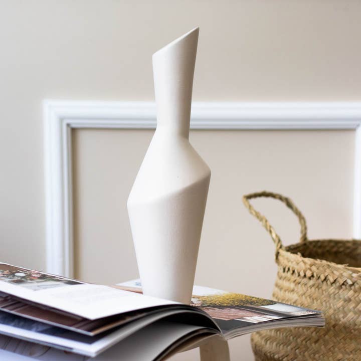 Håndlavet Keramisk Vase | Liena Vase Dekorativt Objekt for engroshandel hos Beige & Stone