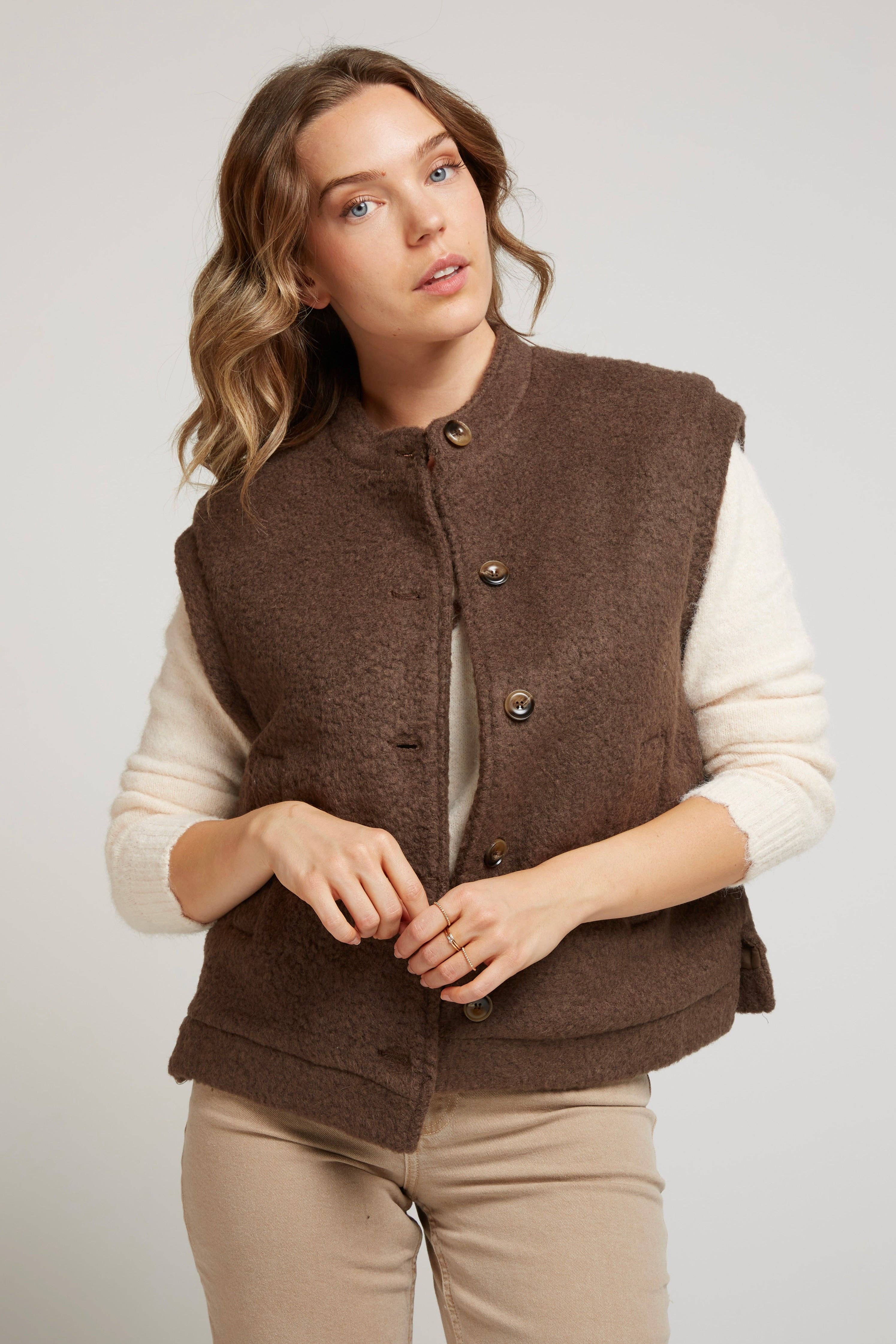 Andy & Lucy - Vente Cardigan – femme - GANDALF - Gilet sans manches en laine bouclée