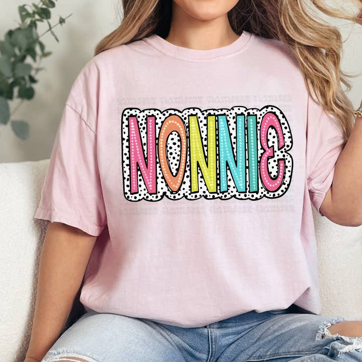 Nonnie Bright Color Doodle Dalmatian Dots Transfert DTF pour la vente par Flawless Transfers