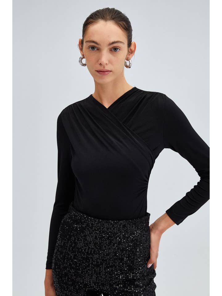 Negro BODY DRAPEADO ELÁSTICO - AJUSTE ENVUELTO DE MANGA LARGA de venta al por mayor en Faire1