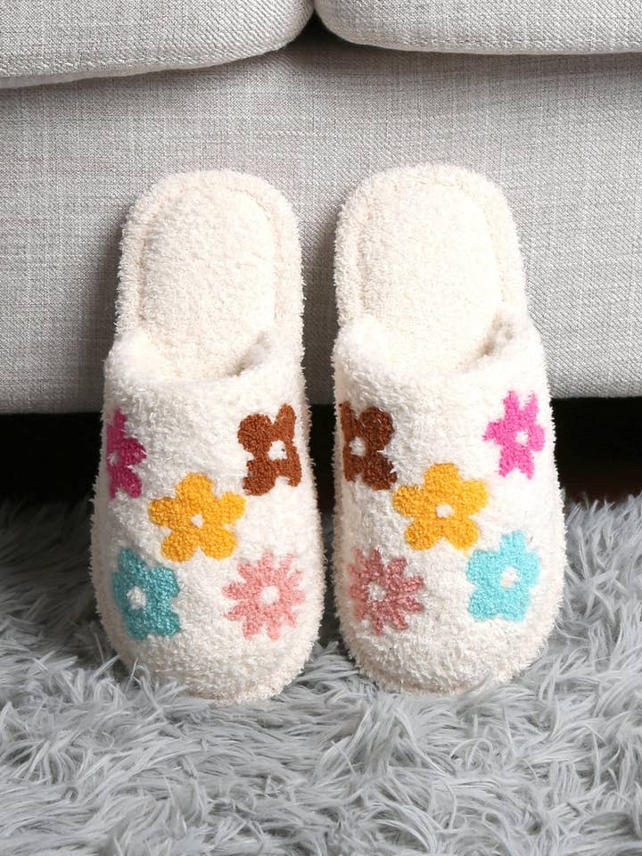 MiMi Wholesale - Wholesale Slippers - Women's - JCL6122 Super Lux Daisy Slippers6