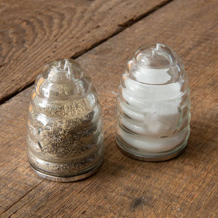 CTW Home Collection - Wholesale Salt & Pepper Shaker Set - Set of Two Honey Hive Salt and Pepper Shakers