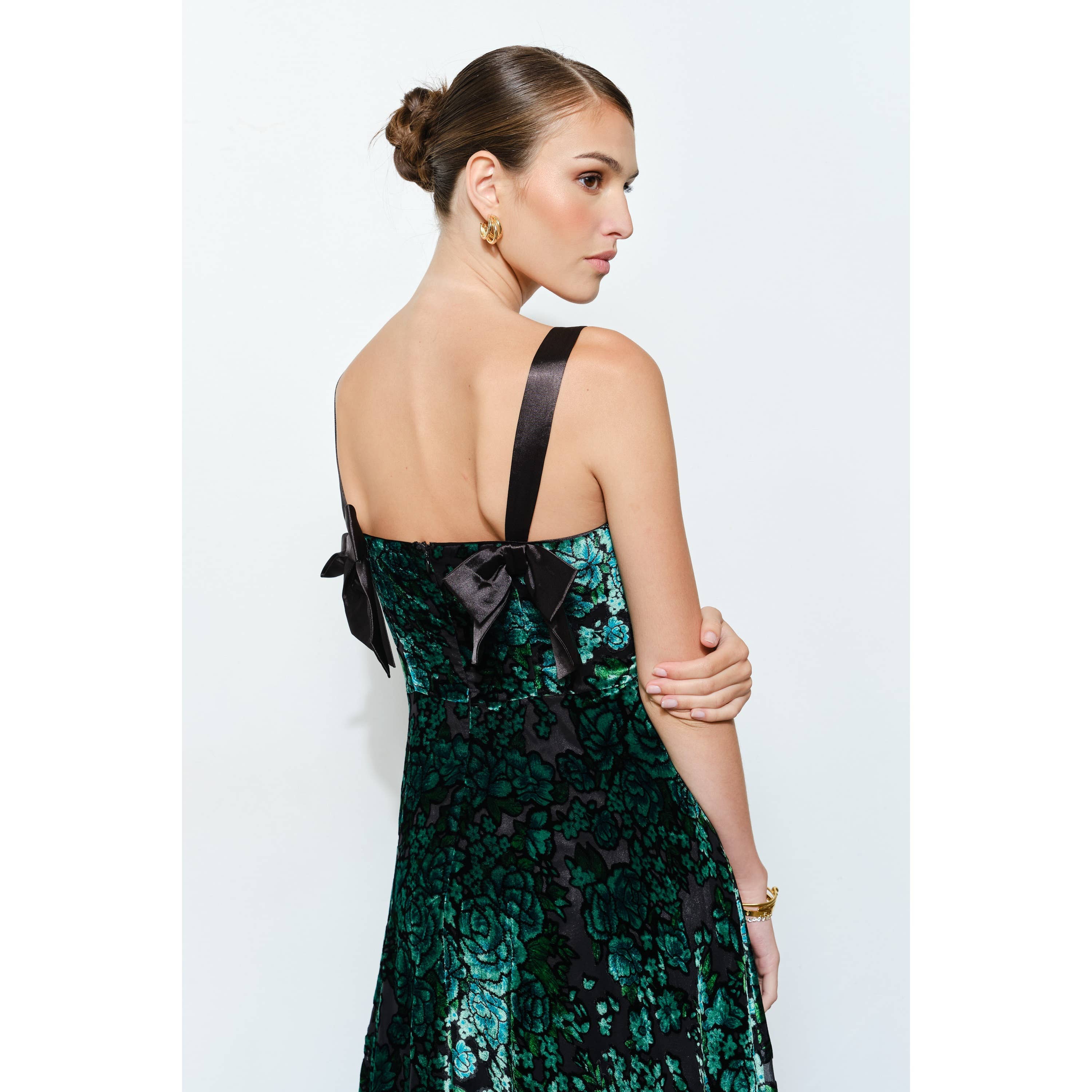 INA – wholesale Dress – Women's – Velvet Floral Bow-Back A-Line Maxi Dress7