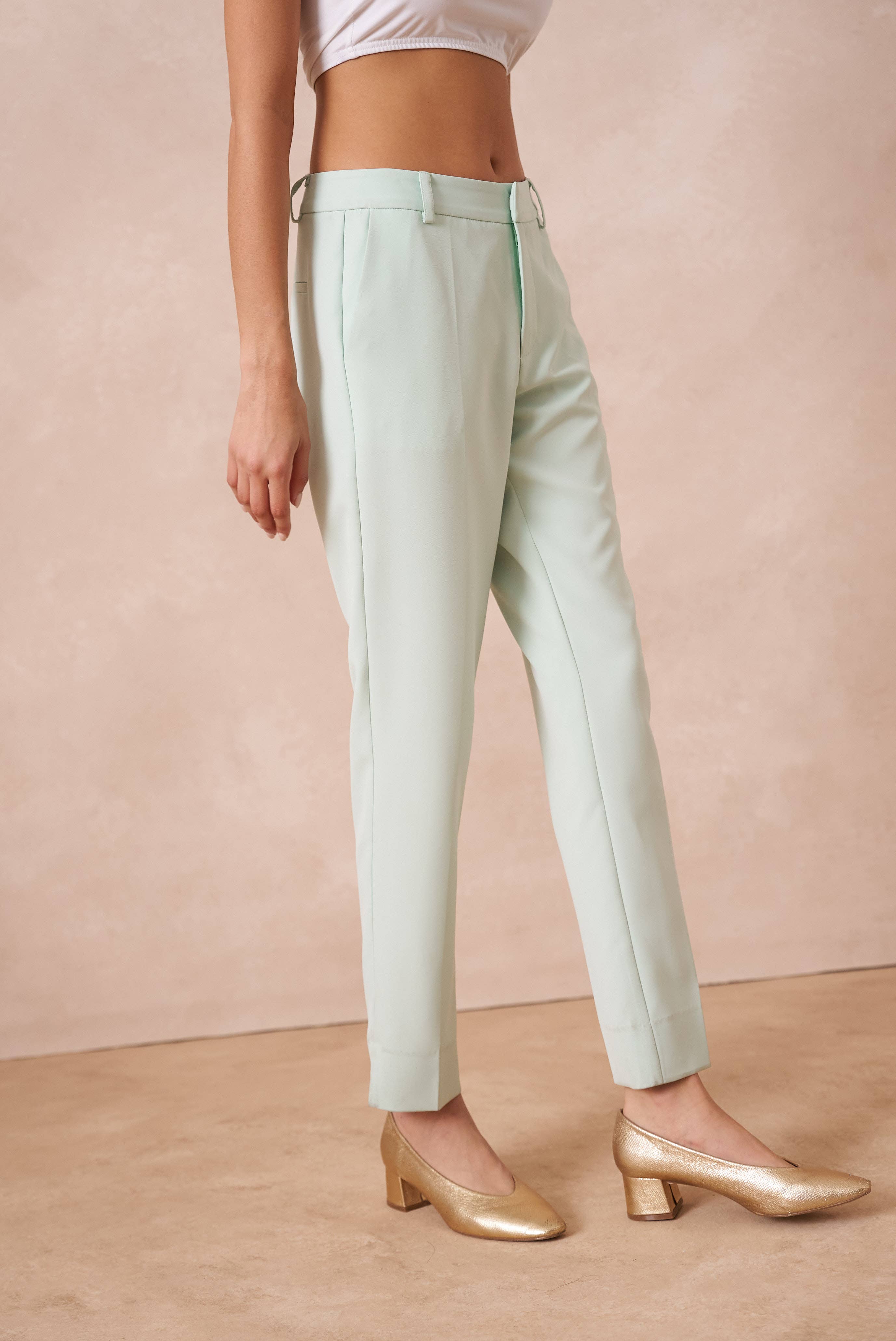 Attentif Paris – wholesale Pants – Women's – [Timeless] High-waisted cigarette pants83