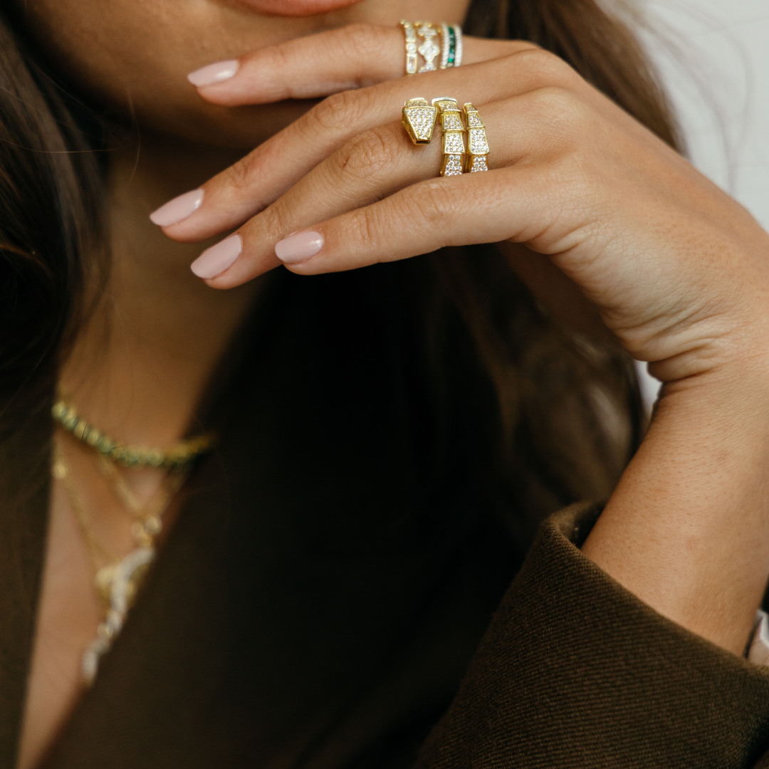 Sahira Jewelry Design – wholesale Multi-stone ring – Finley Snake Ring4