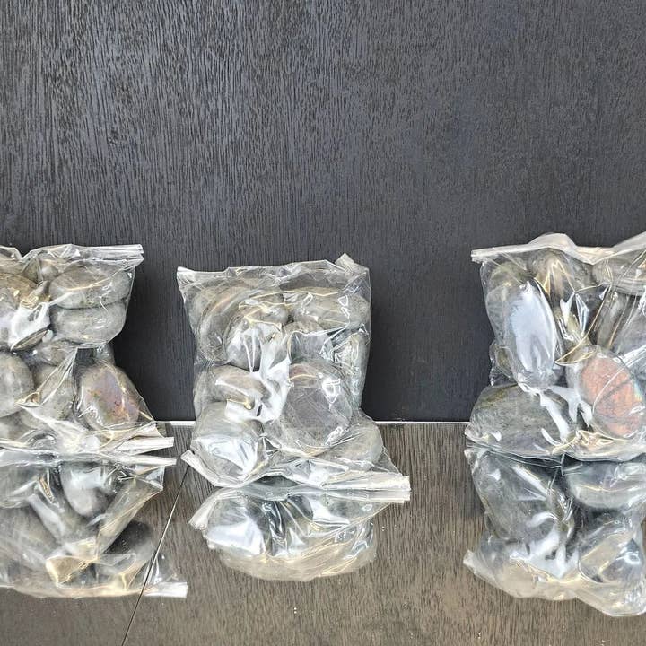 Distinction Crystals - Wholesale Spiritual Stone/Crystal - Purple Labradorite Crystal Palmstones 1KG Batch3