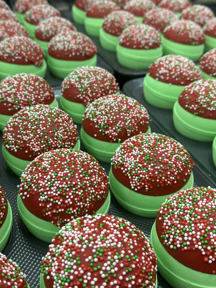 Christmas Pudding Bath Bomb for wholesale by Soapmaid Australia