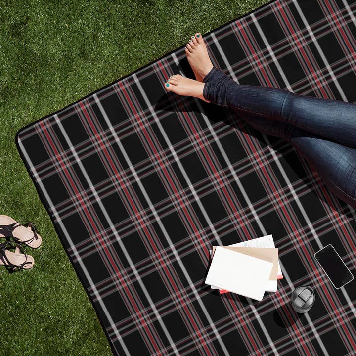 Picnic Time Family of Brands - Wholesale Picnic Blanket - Blanket Tote XL Outdoor Picnic Blanket11