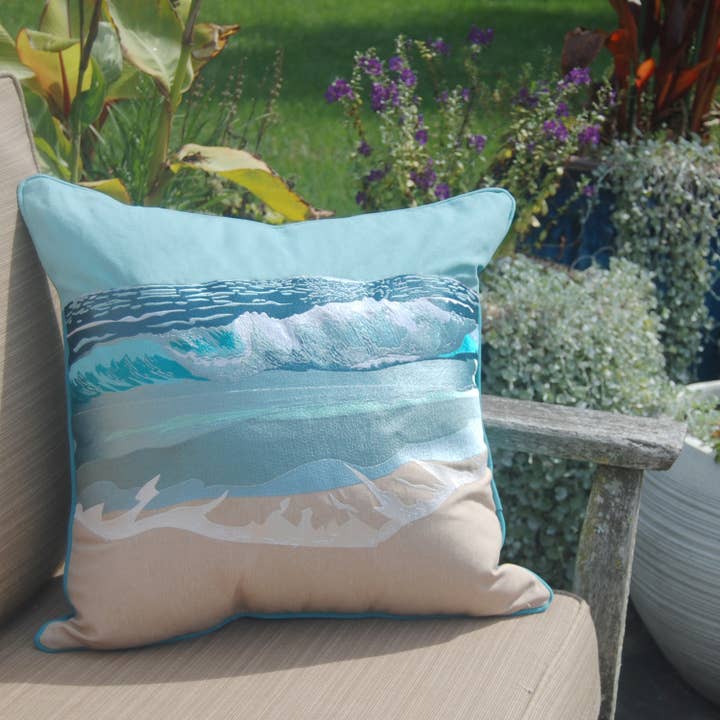 Rightside Design - Wholesale Throw/Decorative Pillow - Surf Breaker Indoor/Outdoor Throw Pillow