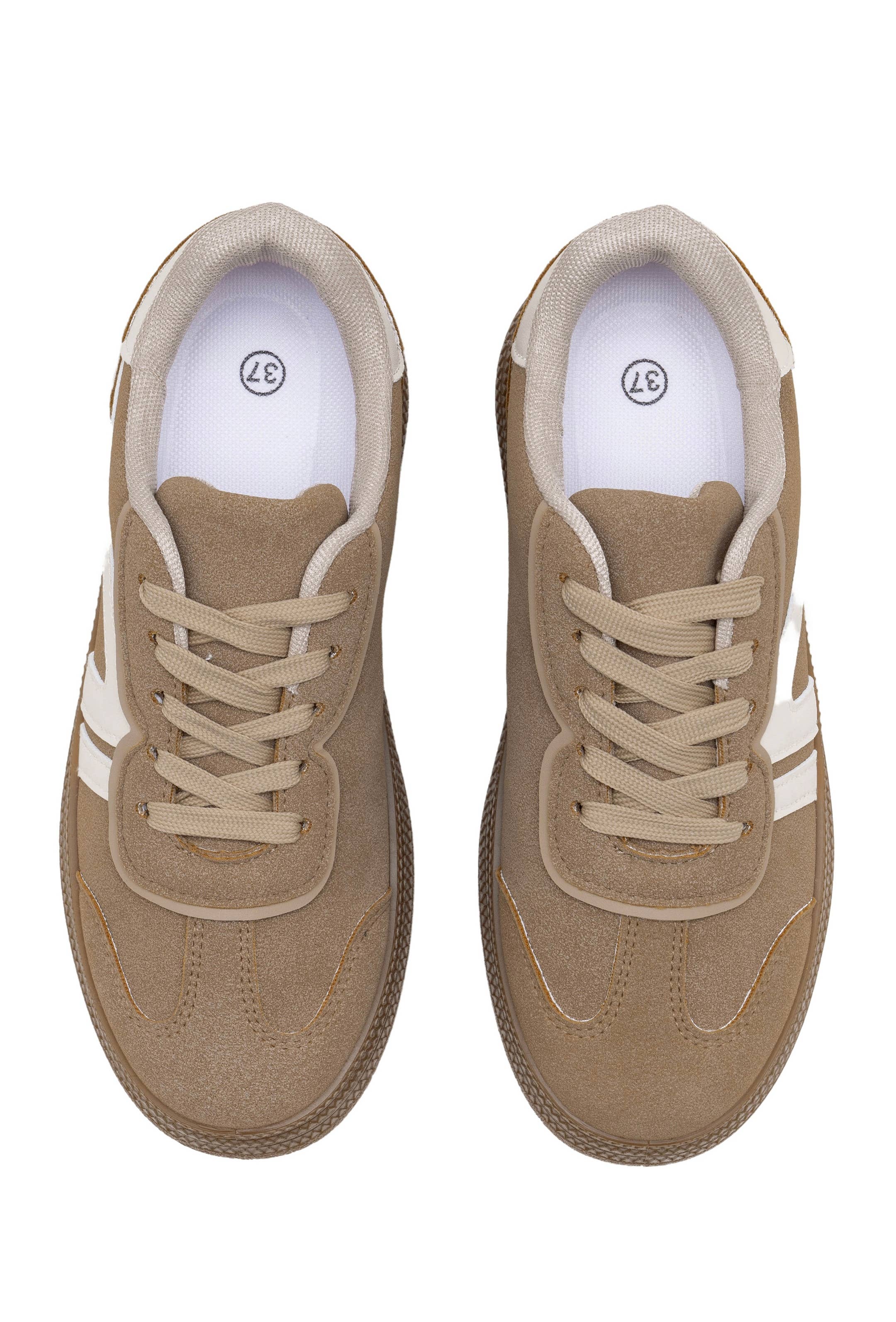 C'M PARIS - Wholesale Lifestyle Sneakers - Women's - Retro Sneakers with Side Stripe and Gum Sole 12186