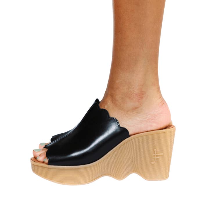 Upslide - Bloed voor wholesale door Famolare