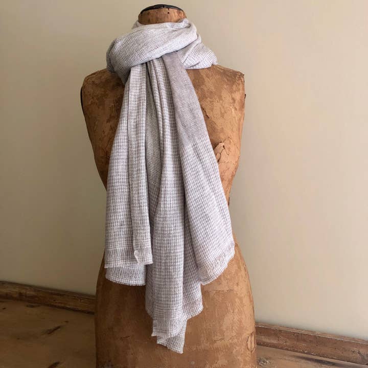 Moult - Wholesale Scarf - Women's - Light Brown Dogtooth Large Scarf1