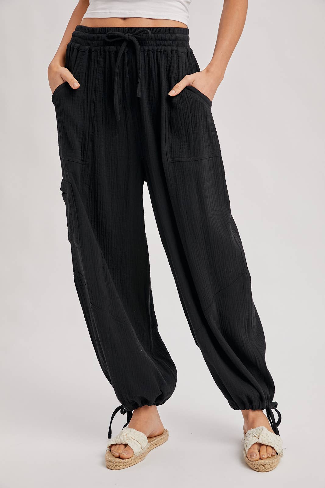 Bluivy - Wholesale Pants - Women's - JOGGER HAREM DRAWSTRING PANTS1