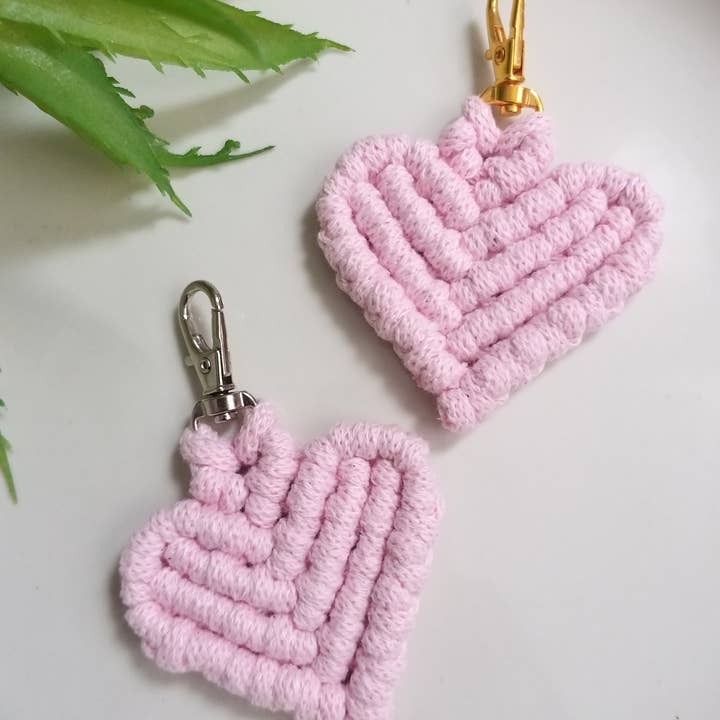 LIGHT PINK HEART KEYRING for wholesale by ARTESANIA