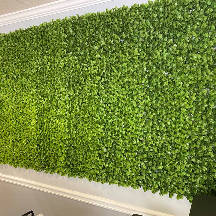 Mills Floral Company – wholesale Artificial plant – Faux Jade Leaf Roll 4' X 8'2