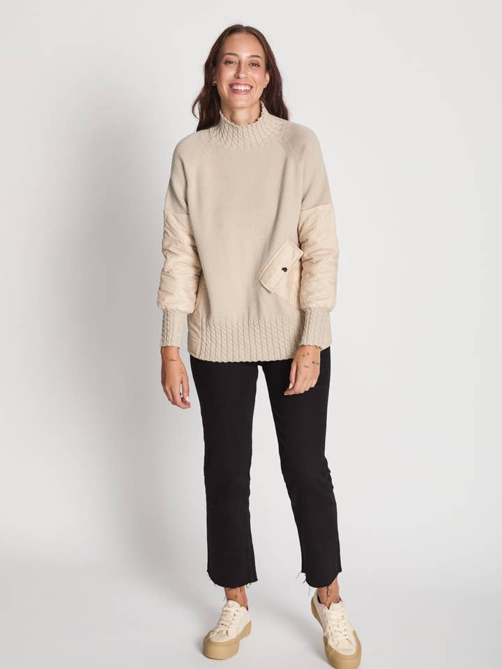 Maglia LLANDA Beige per la vendita all'ingrosso da parte di LE OPTION NORD