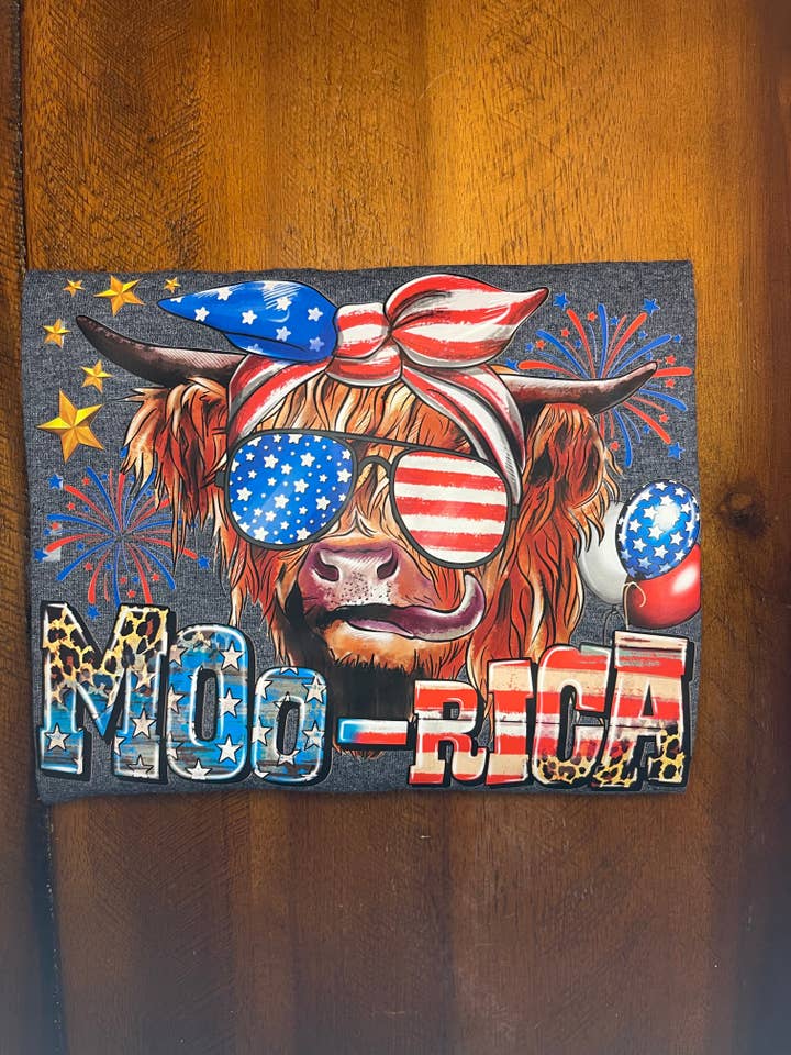 Moo-rica pour la vente par Luna’s Loft Boutique