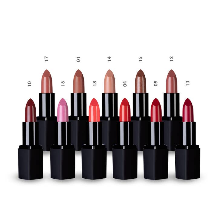 Lola Make Up - Venta al por mayor Barra de labios - LÁPIZ LABIAL HIDRATANTE DE COLOR INTENSO LOLA MAKEUP