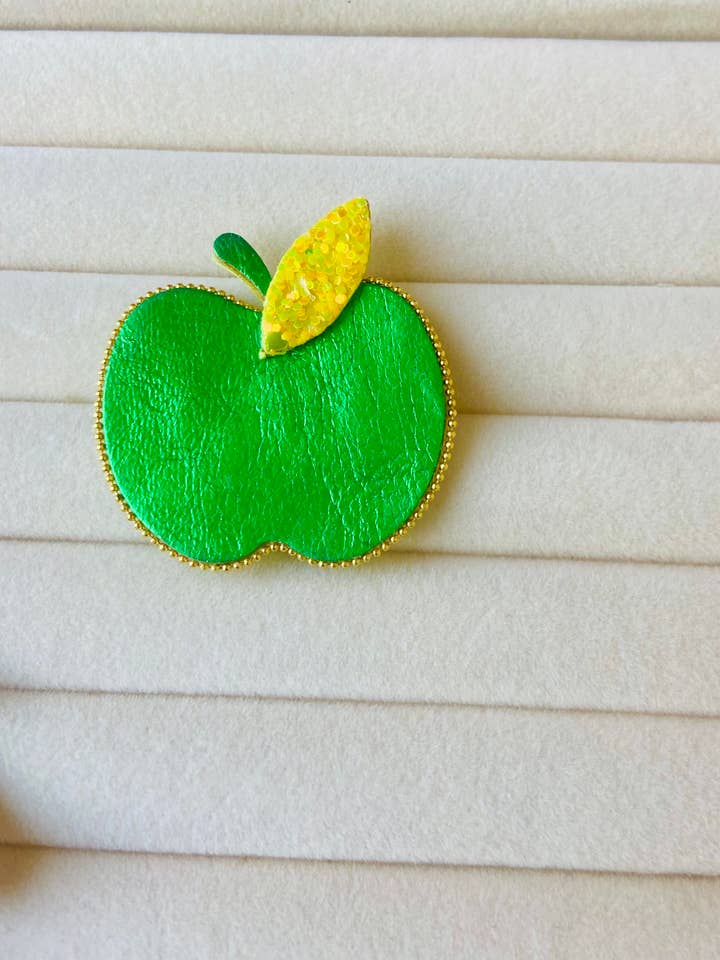 Fruit skewer for wholesale by Moni Kréation