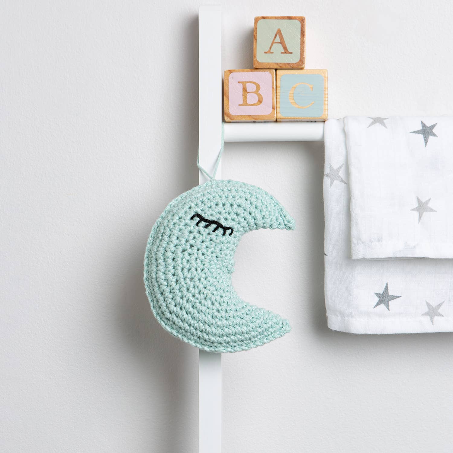 Wool Couture Company - Wholesale Craft Sewing Kit - My Pocket Moon Easy Crochet Kit0