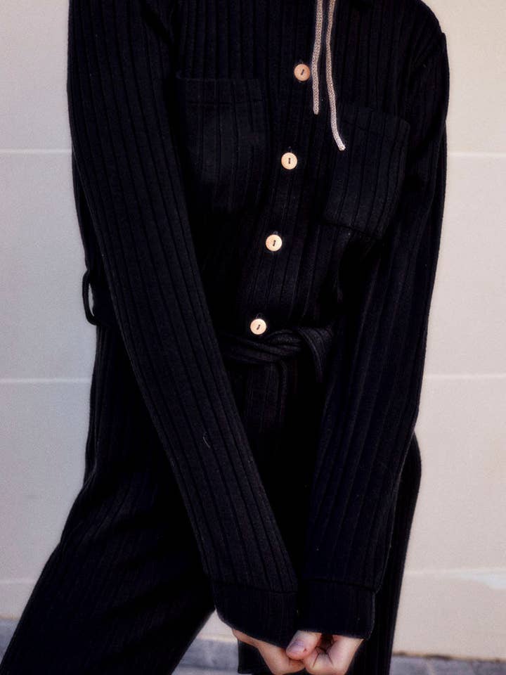 SCHWARZER EINZELPUNKT für den Großhandel von Cottyfish