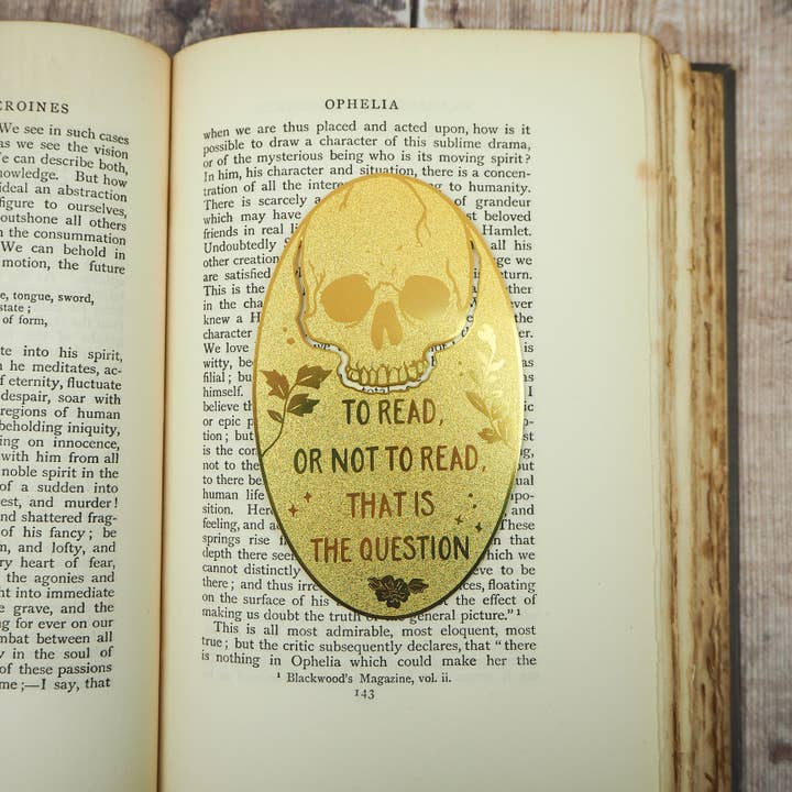 LiteraryEmporium - Wholesale Bookmark - Shakespeare Hamlet Skull Brass Bookmark 'To Read Or . . .'5