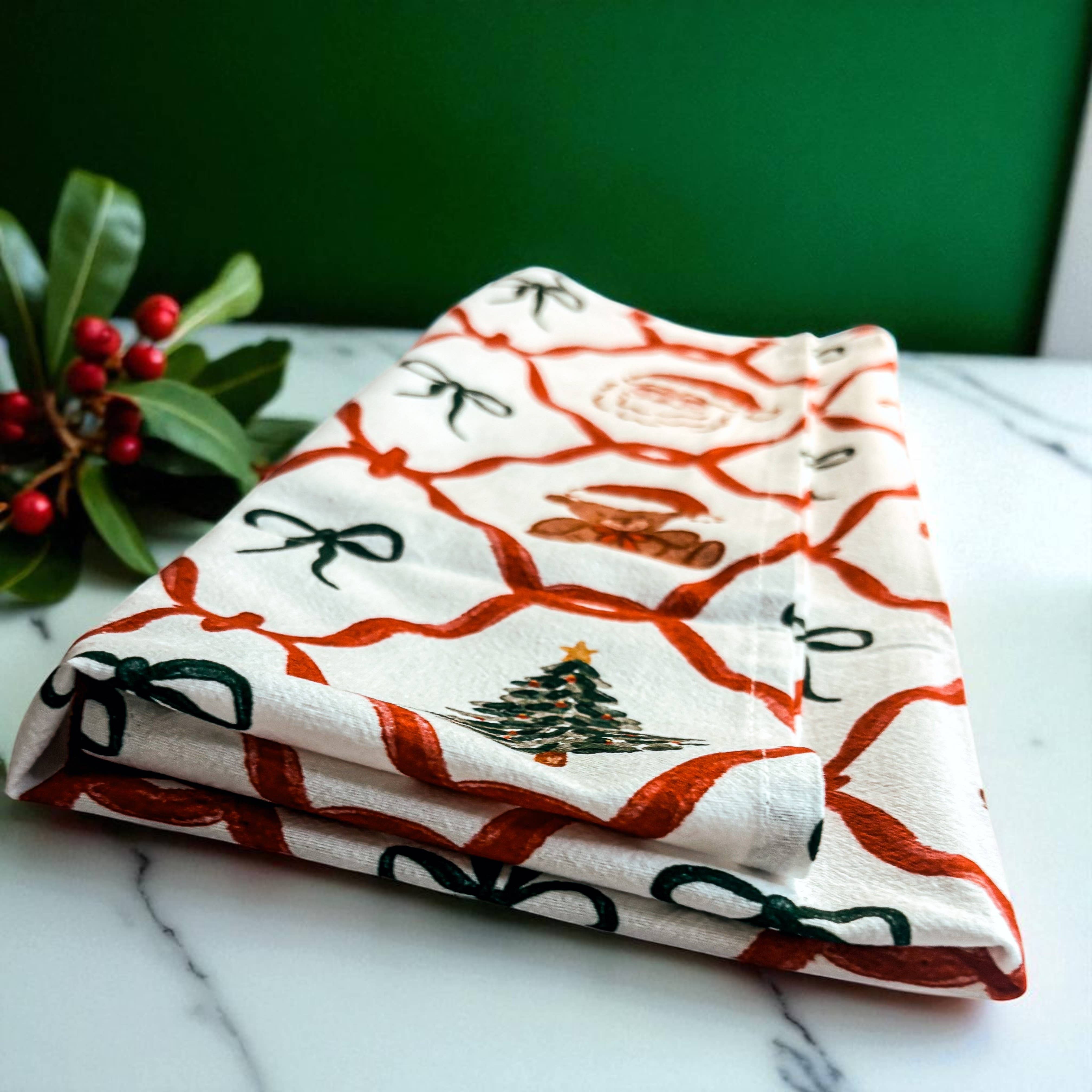 Gia Roma - Wholesale Tea Towel - Vintage Santa Holiday Kitchen Towel & Decor | Pink Christmas38