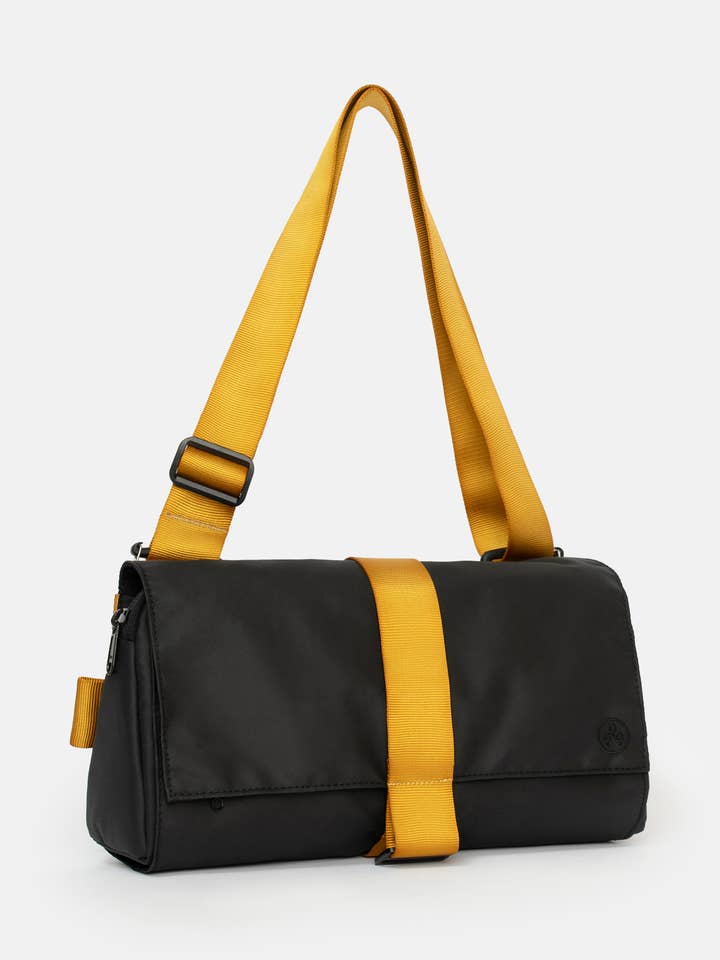 Tracolla a triangolo KIWEE - Nero carbone per la vendita all'ingrosso da parte di Naturam ApS