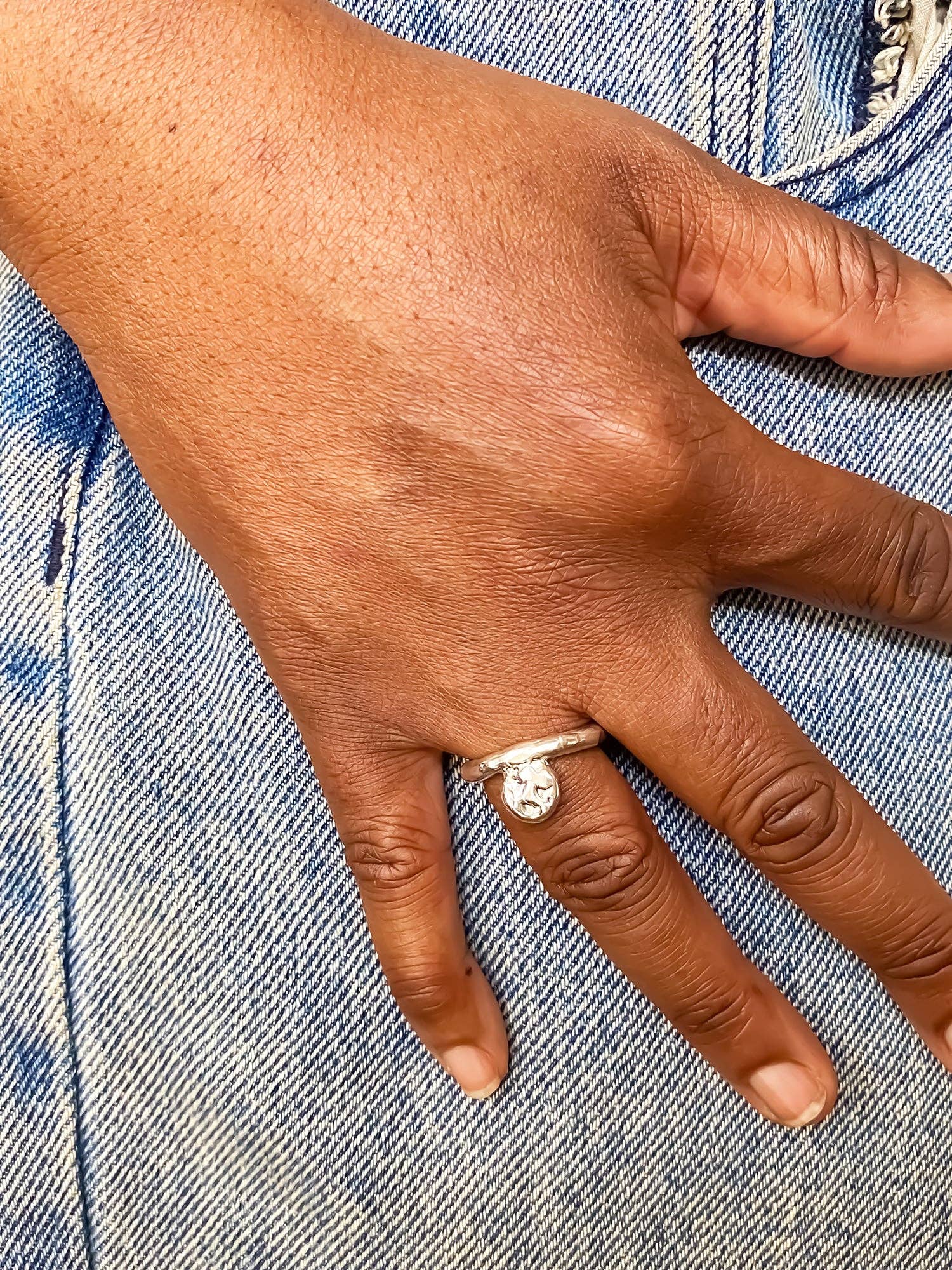 MOCA Jewellery - Wholesale Band/Stacked Ring - Circle Accent Ring12