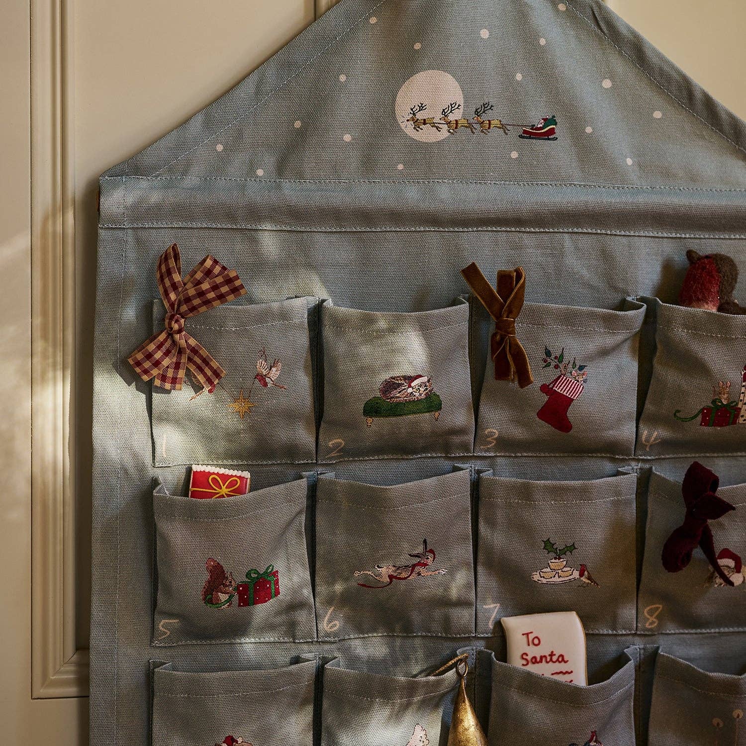 Sophie Allport - Vendita all'ingrosso Calendario dell'avvento - Calendario dell'Avvento in Tessuto Accogliente di Natale1