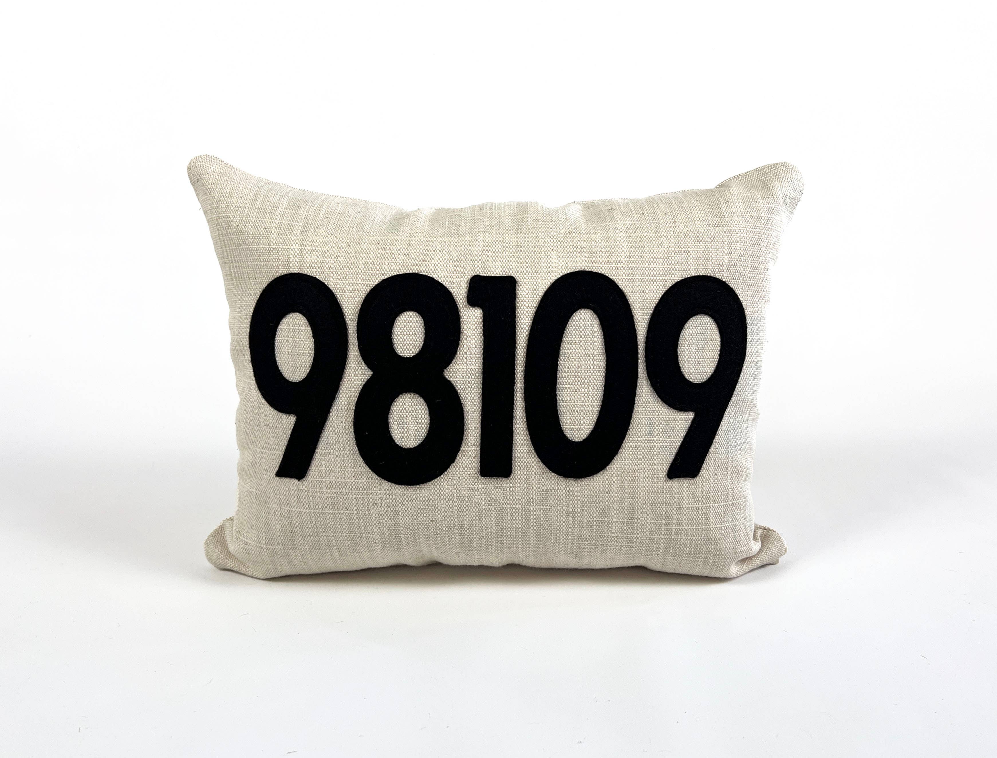 Dirtsa Studio – wholesale Dekorativ kudde – Anpassade postnummerkuddar7