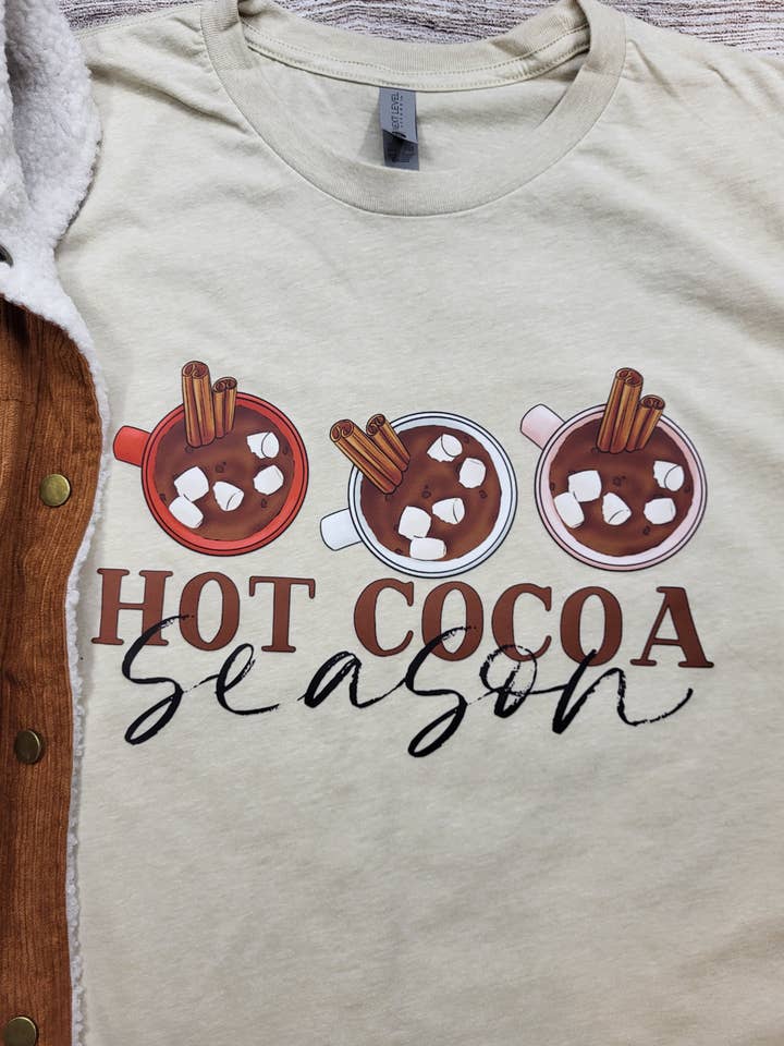 Hot Cocoa Season T-shirt voor wholesale door Wanderlust Designs Wholesale