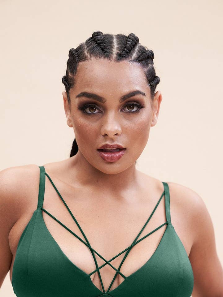 Lily Bra - Soutien-gorge triangle à bretelles croisées en tissu recyclé pour la vente par Lunalae