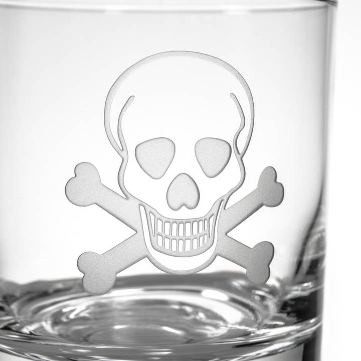 Rolf Glass – wholesale Decanter – Skull & Crossbones 3 Piece Whiskey Decanter Gift Set