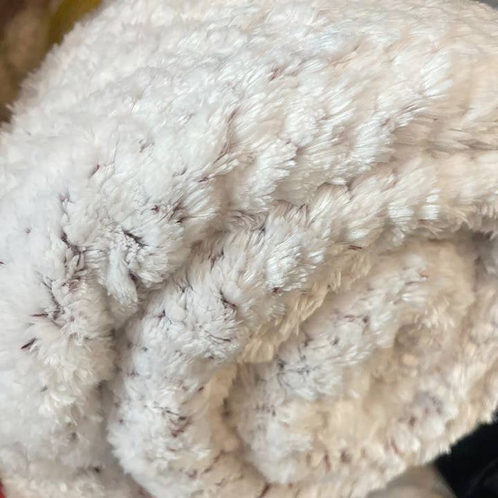 home mart goods - Wholesale Throw Blanket - 10pcs Assorted Super Soft Plush Warm Cozy Bed Throw Blankets6