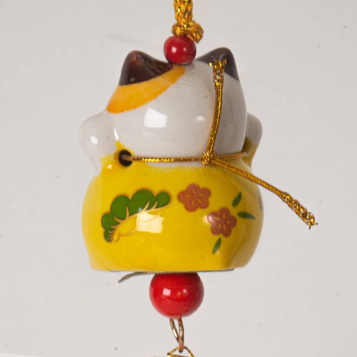 Urban Tokyo - Venta al por mayor Figura decorativa - Colgante Maneki Neo Lucky Cat de 13 pulgadas de largo (12/120)